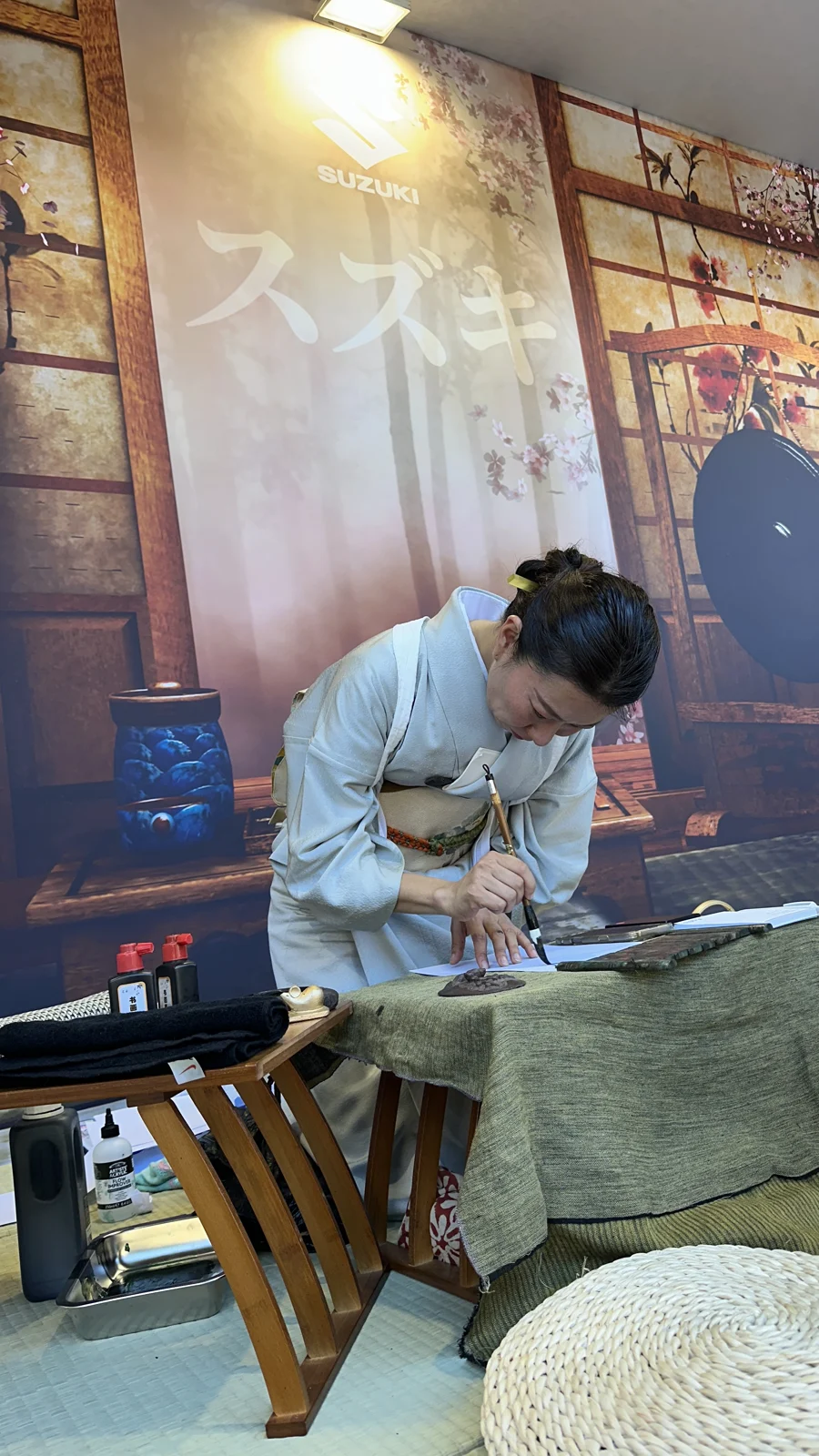 Japanese calligraphy at SUZUKI Motor Show